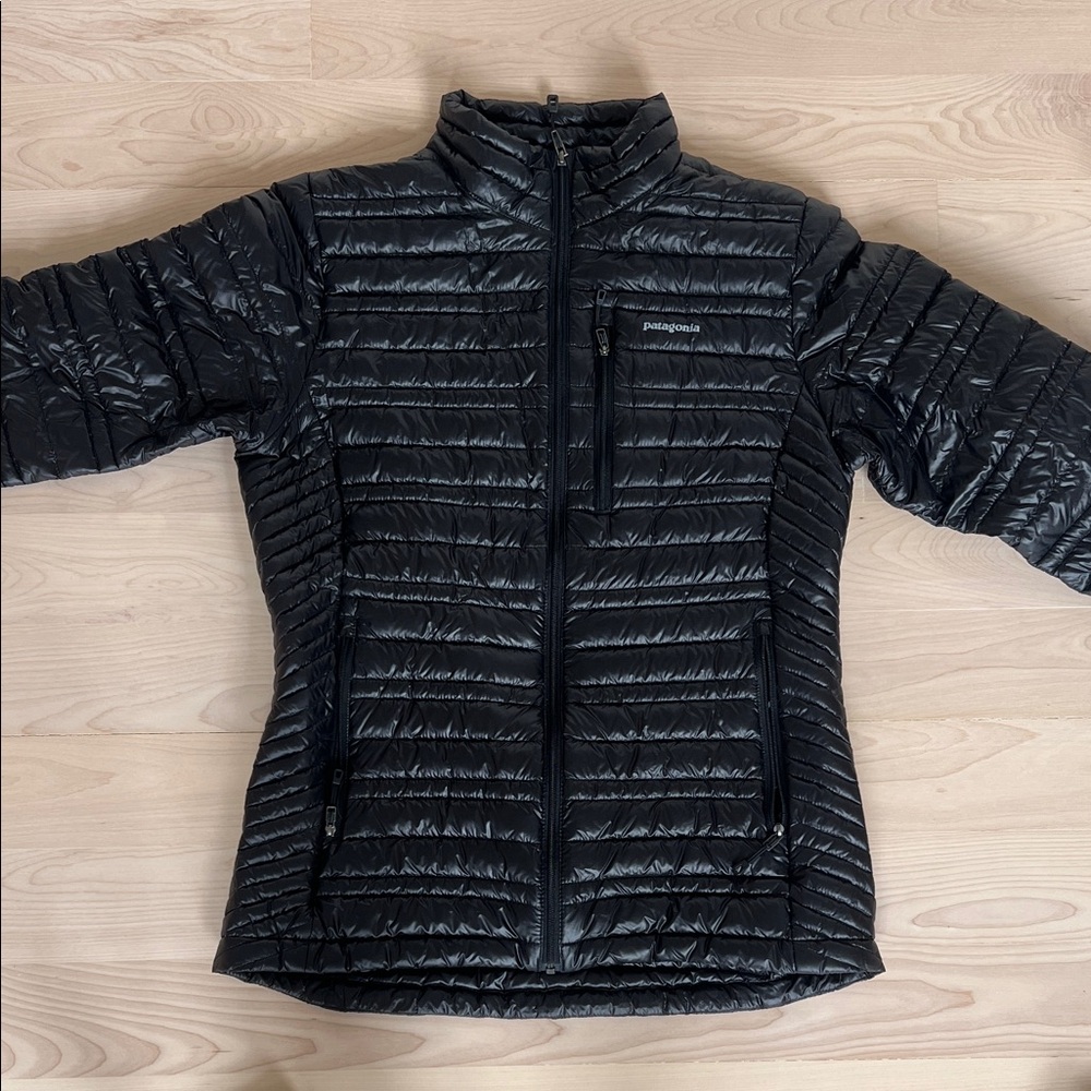 Women's Patagonia Black Quilted Jacket size small